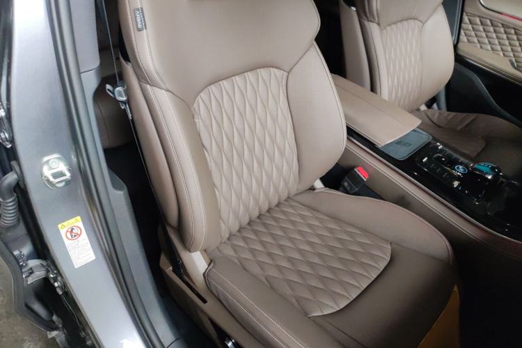 Used BYD Han 2023 DM-i Champion Edition 121KM Prestige Model
