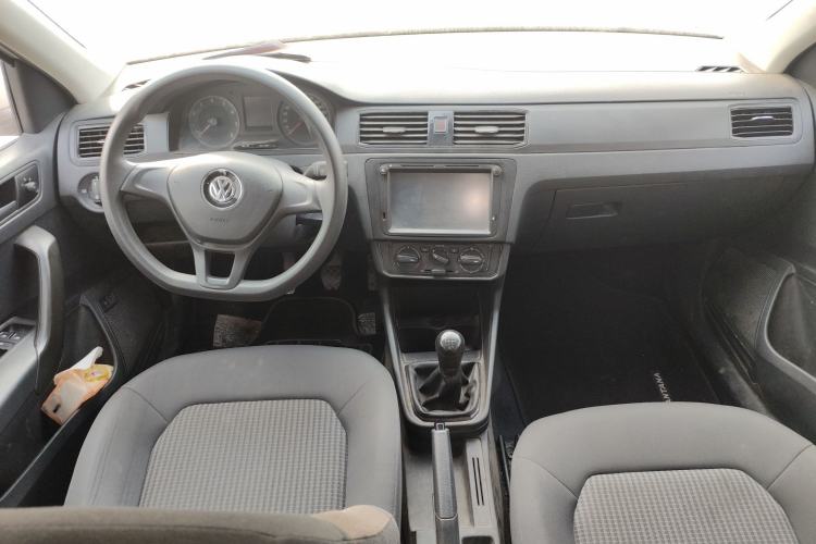 Used Volkswagen Santana 2016 1.6L Manual Fashion Edition
