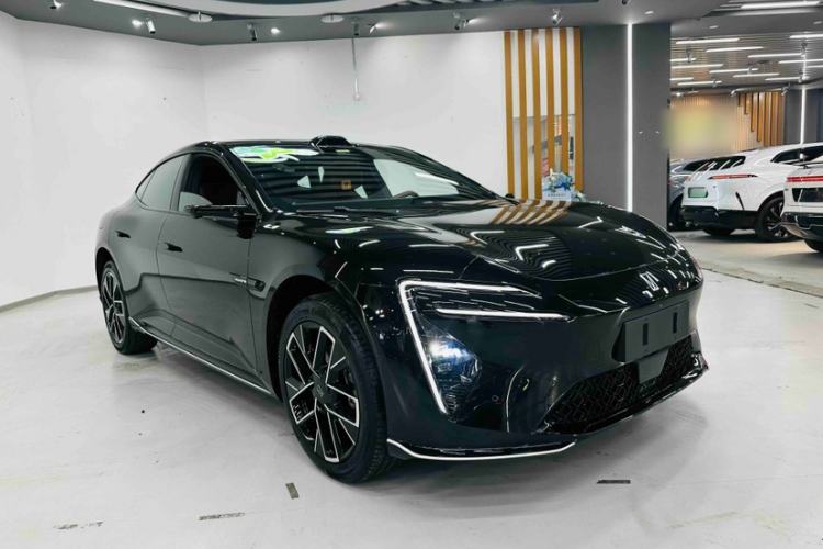 Used Avatr 06 2025 Max Extended-Range Edition