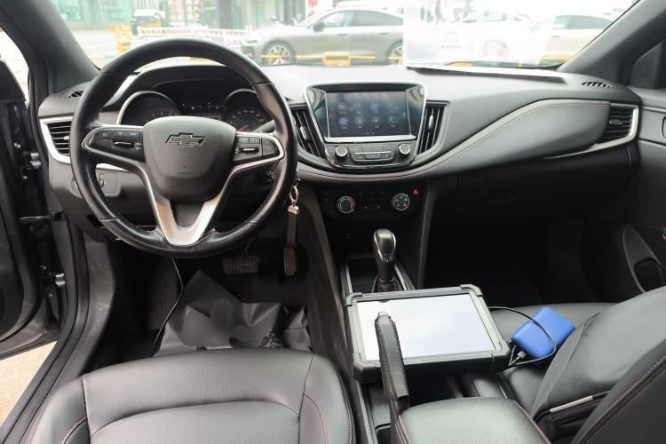 Used Chevrolet Monza 2019 RS 330T Automatic Comfort Edition China VI Standard Center Console