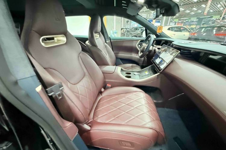 Used Avatr 11 2025 Night Rider Edition