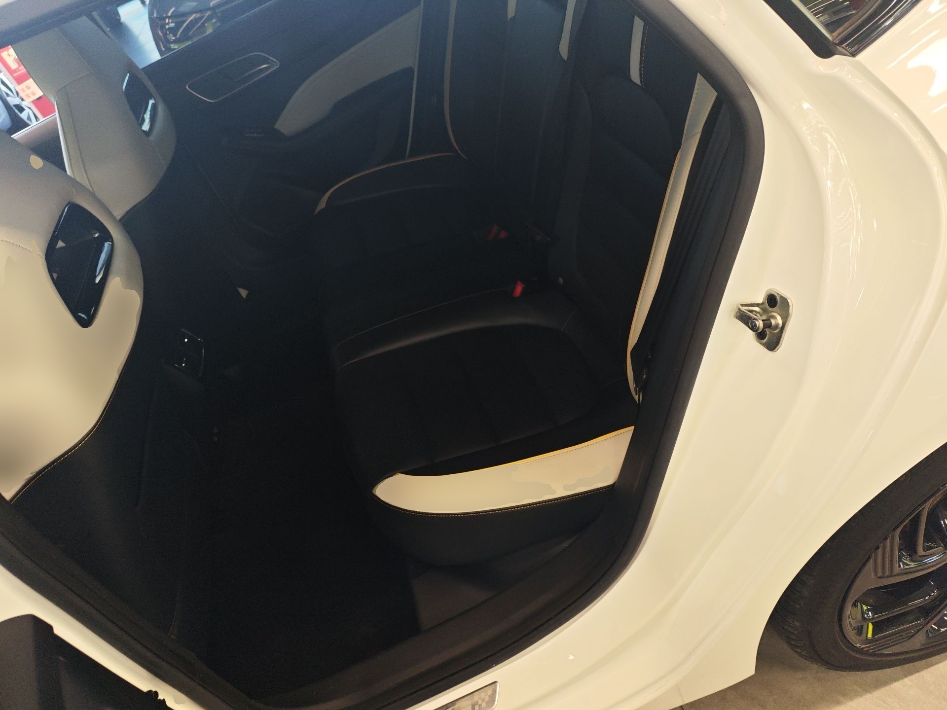 MG 6 2021 Pro 1.5T Automatic Trophy Luxury Edition — снимка 20