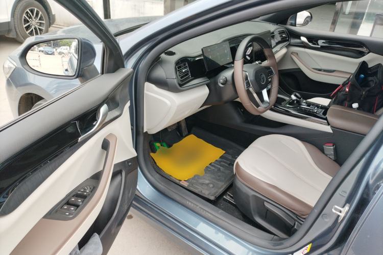 Used BYD Qin PLUS 2024 HONOR Edition DM-i 55KM Leading Model