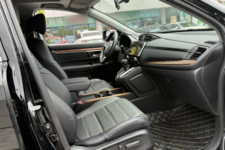 Used Honda CR-V 2017 240TURBO CVT Front-Wheel Drive Fashion Edition Interior 2