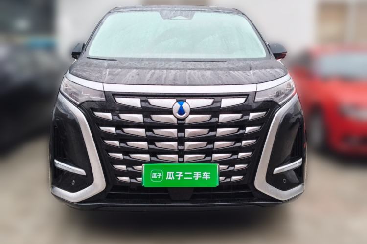 Used Denza D9 2024 DM-i 1050 Luxury Model Front