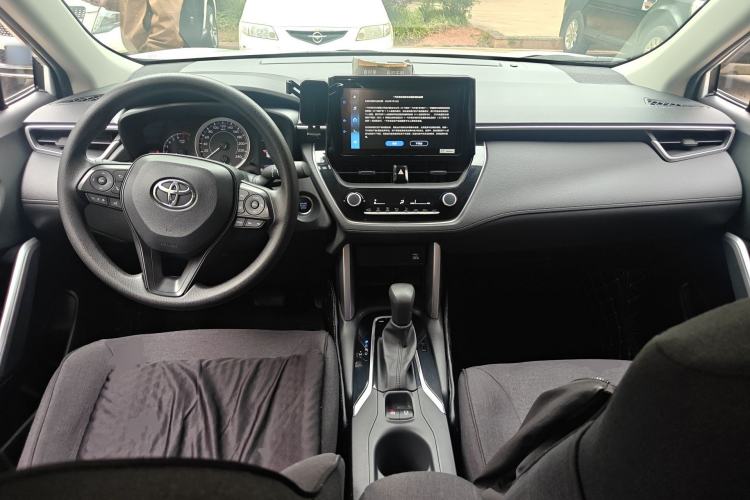 Used Toyota Corolla Cross 2022 2.0L Elite Edition Center Console