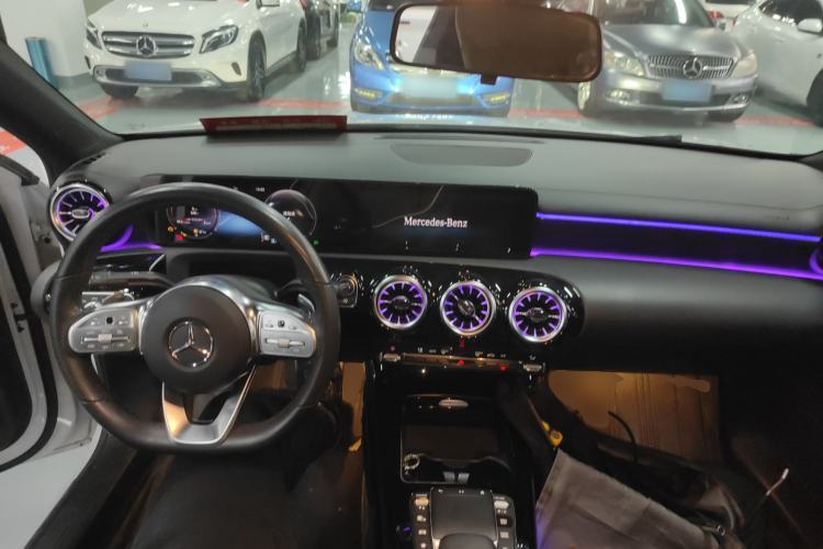 Used Mercedes-Benz A-Class 2021 A 200 L Sport Sedan Fashion Model
