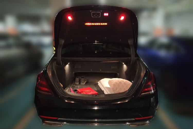 Used Mercedes-Benz Maybach S-Class 2015 S 400 4MATIC Trunk