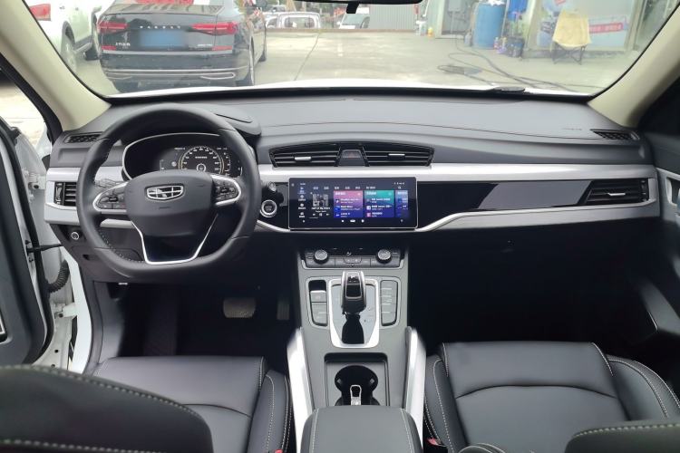 Used Geely Auto Emgrand X7 Sport 2021 Million Edition 1.8TD DCT Two-Wheel Drive Luxury Model