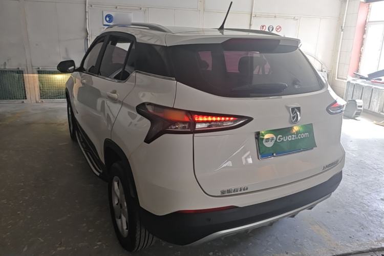 Used Baojun 510 2017 1.5L manual Comfort trim