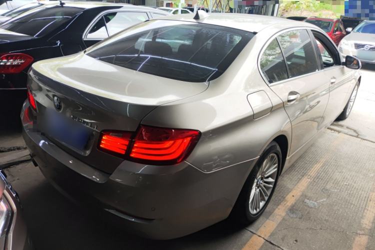 Used BMW 5 Series 2014 525Li Leading Model

