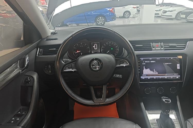 Used Skoda Octavia 2017 1.6L Automatic Smart Drive Edition
