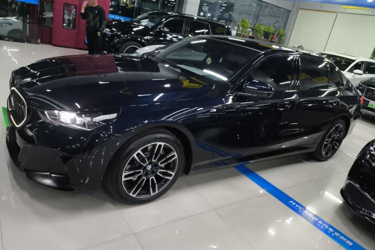 Used BMW 5 Series 2025 530Li Leading Model M Sport Package
