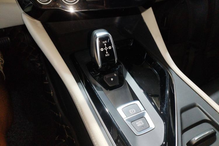 Used Lynk & Co 02 2019 1.5T DCT Two-Wheel Drive Zhaoban Version China VI Standard