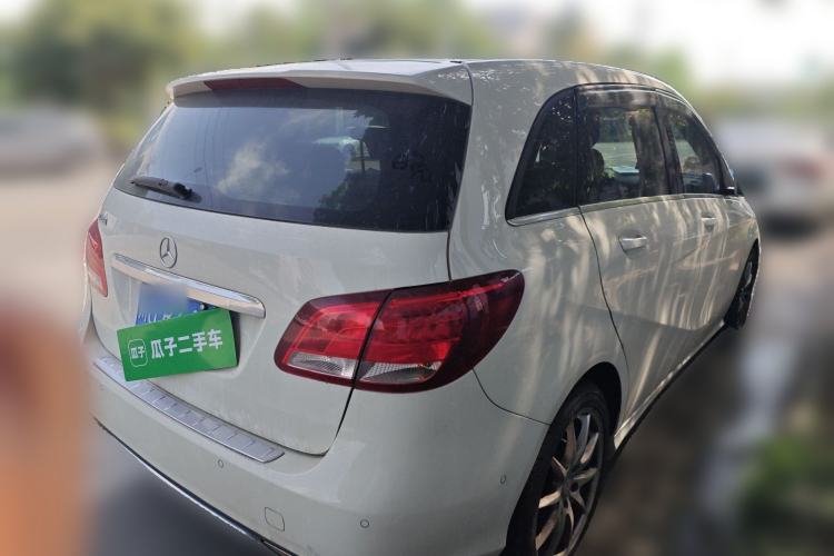 Used Mercedes-Benz B-Class 2015 B 200 Sport Edition Rear Right 45 Deg