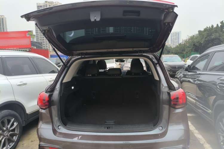 Used MG Pilot 2021 300TGI Automatic Two-Wheel Drive Fuel-Efficient Luxury Edition