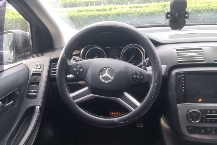 Used Mercedes-Benz R-Class 2014 R 320 4MATIC Business Model Steering Wheel