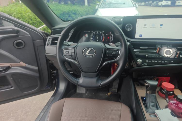 Used Lexus ES 2022 200 Excellence Edition Steering Wheel