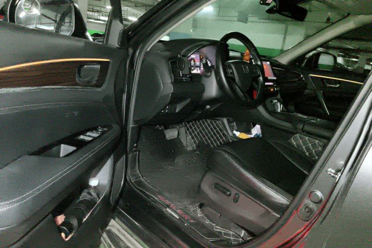 Used Honda Avancier 2017 240TURBO Two-Wheel Drive Premium Edition
