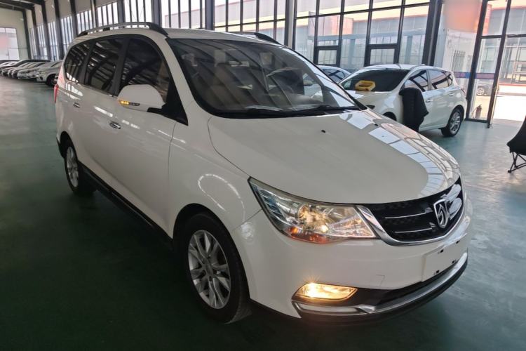 Used Baojun 730 2016 1.5L Manual Comfort Version 7 Seats China V Emission Standard Exterior 1