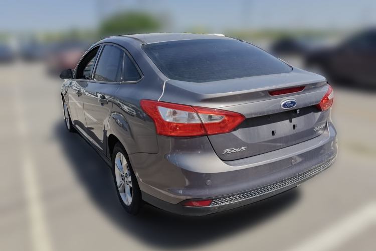 Used Ford Focus 2012 Sedan 1.6L Automatic Fashion Edition
