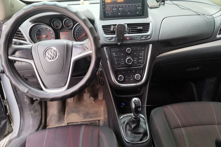 Used Buick Encore 2014 1.4T Manual Two-Wheel Drive Urban Advanced Model Center Console