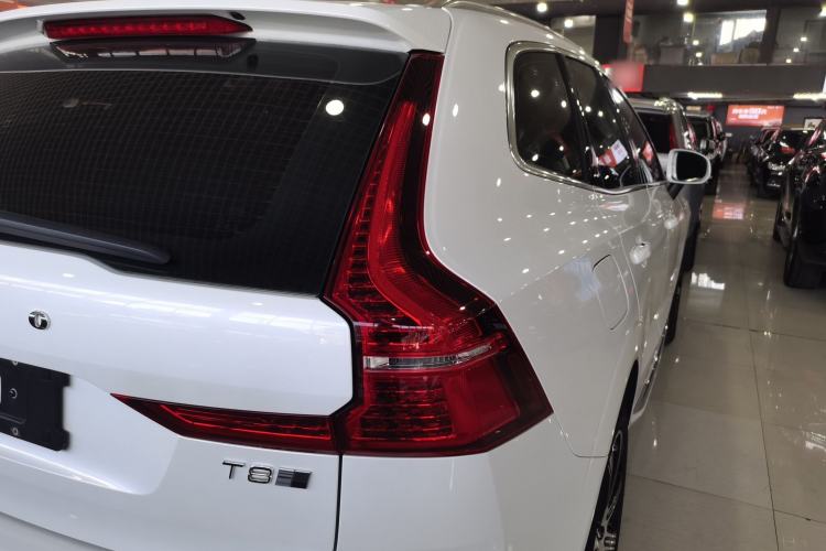 Used Volvo XC60 New Energy 2019 T8 E-Drive Hybrid Prestige Luxury Version China V Standard