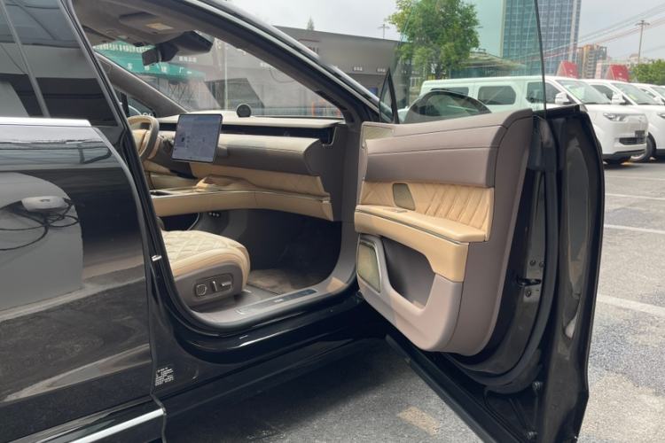 Used Nio ET9 2025 100kWh Signature Edition