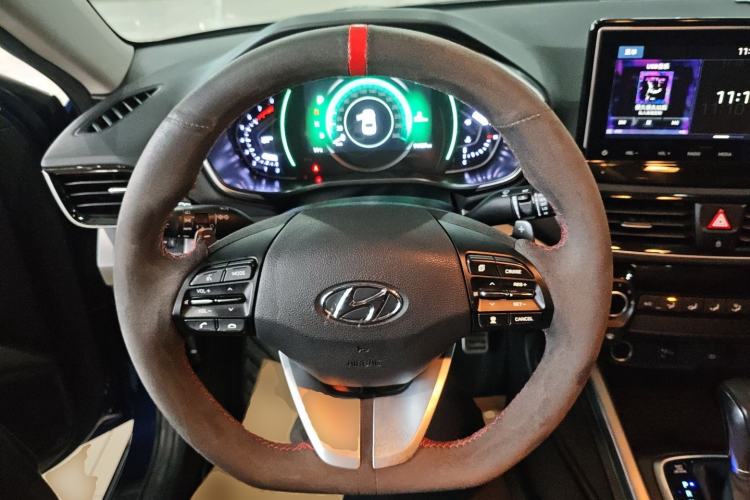 Used Hyundai Lafesta 2019 280TGDi Sport Edition China VI Steering Wheel
