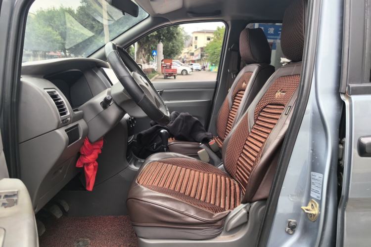 Used Dongfeng Shuaike 2014 1.6L Manual Comfort 7-Seater China IV Standard