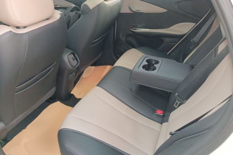 Used BYD Dolphin 2025 Intelligent Driving Version 410 km Fashion Edition
