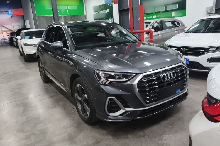 Used Audi Q3 2021 35 TFSI Fashion Dynamic Model