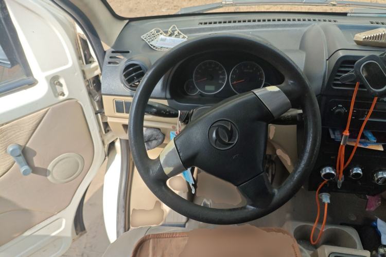 Used Dongfeng Xiaokang C37 2012 1.4L Entrepreneur II Type DK13-06
