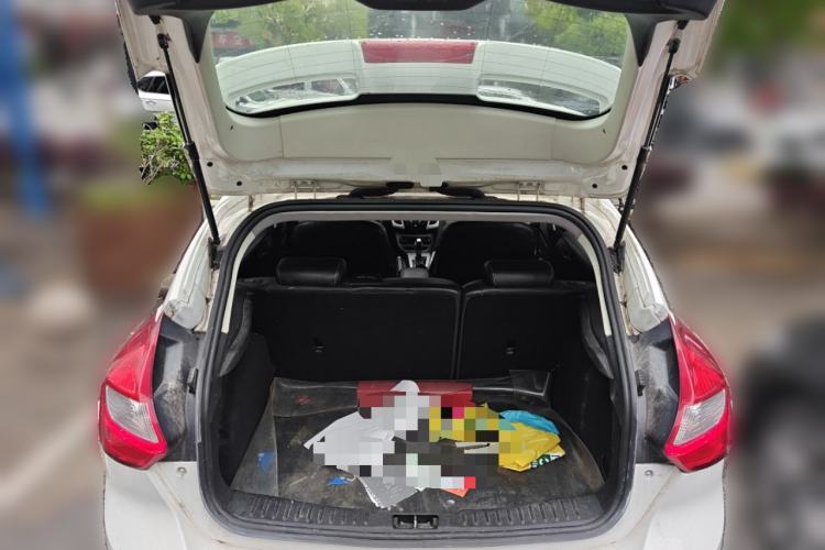 Used Ford Focus 2012 Hatchback 2.0L Automatic Luxury Sport Model Trunk