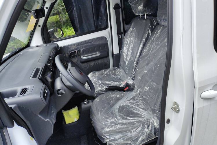 Used Wuling Zhiguang New Energy 2025 Standard Model