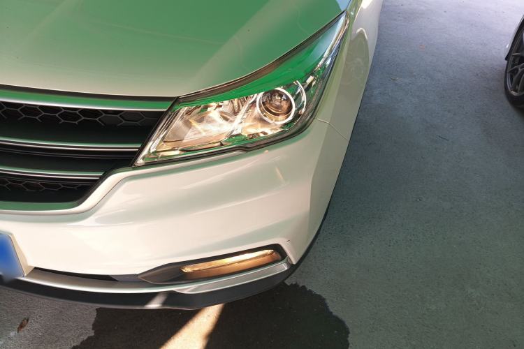 Used Baojun 730 2019 1.5L Manual Fashion Model 7-seater China VI