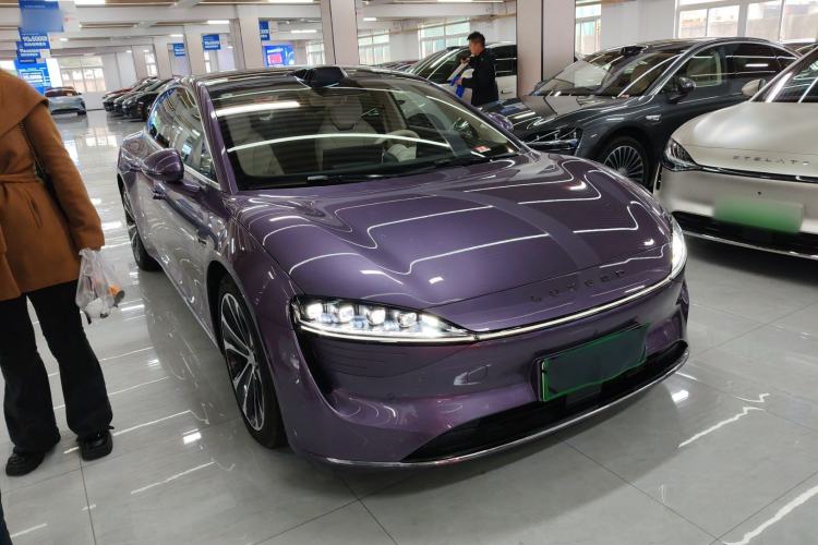 Used Hima Luxeed S7 2025 785 km Ultra