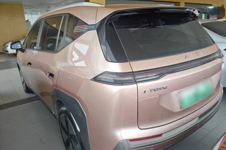 Used AION Y 2023 Younger
