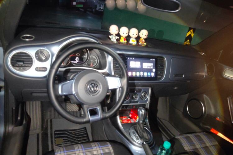 Used Volkswagen Beetle 2018 180TSI Yile Model Center Console