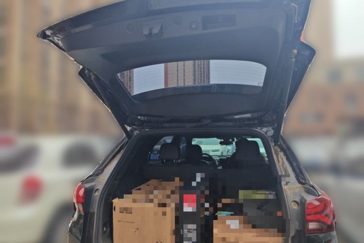 Used Chevrolet Equinox 2022 Mild Hybrid 550T RS Smart Boundary-Setting Edition Trunk