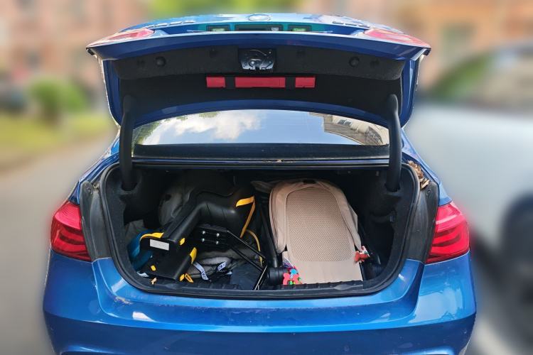 Used BMW 3 Series 2016 320i M Sport Trunk