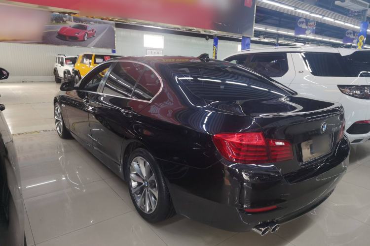Used BMW 5 Series 2017 525Li Leading Model
