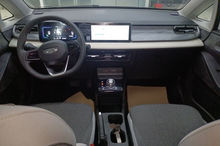 Used Geometry E Firefly 2024 301km Flowing Light
