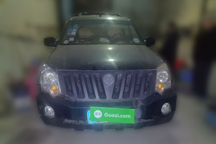 Used Foton Scenic 2010 2.8T Express Classic Short-Wheelbase Low-Roof Version 95 HP Equipped with 4JB1T Engine Front