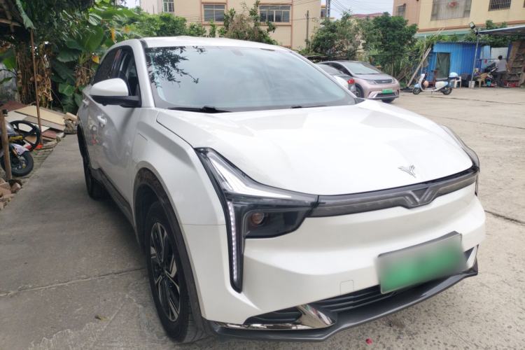 Used NETA U 2023 NETA U-Ⅱ 400 U-SHOW Edition Lithium-Ion Battery Front Right 45 Deg