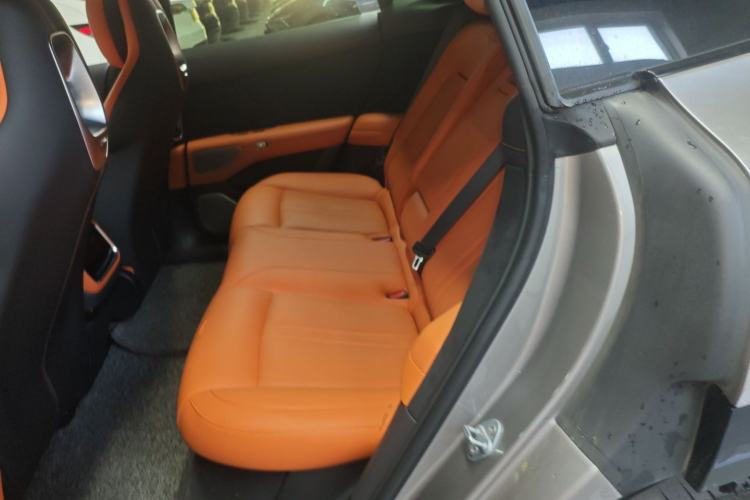 Used Xiaomi Auto YU7 2025 Ultra-Long Range High-Performance All-Wheel-Drive Max Edition