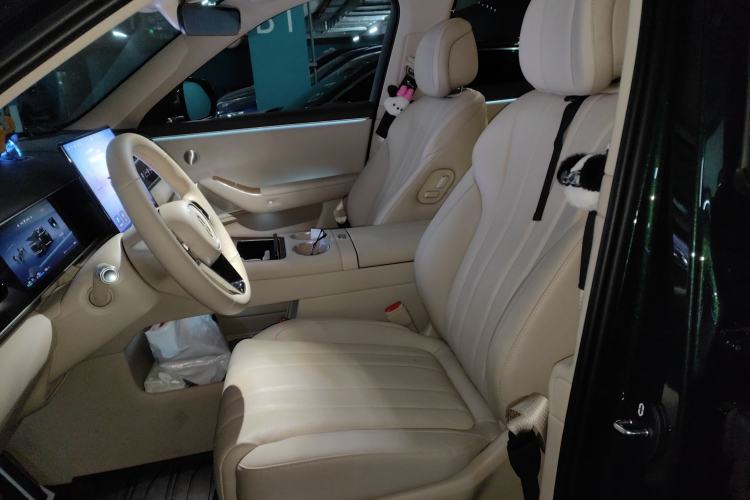 Used Hima AITO M7 2026 Model Range-Extending Max All-Wheel Drive 6-Seater Version Left Front Seat