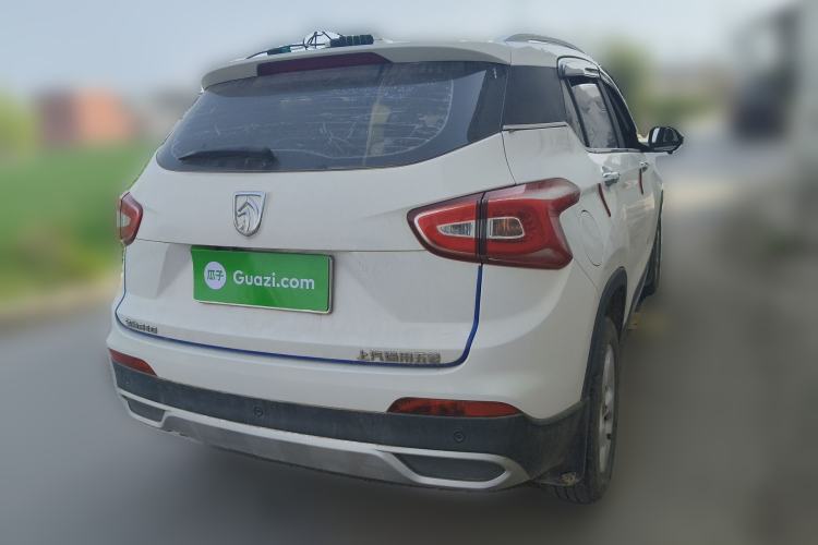 Used Baojun 510 2017 1.5L Manual Fashion Model
