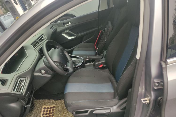 Used Peugeot 308 2018 1.6L Automatic Luxury Edition Left Front Seat