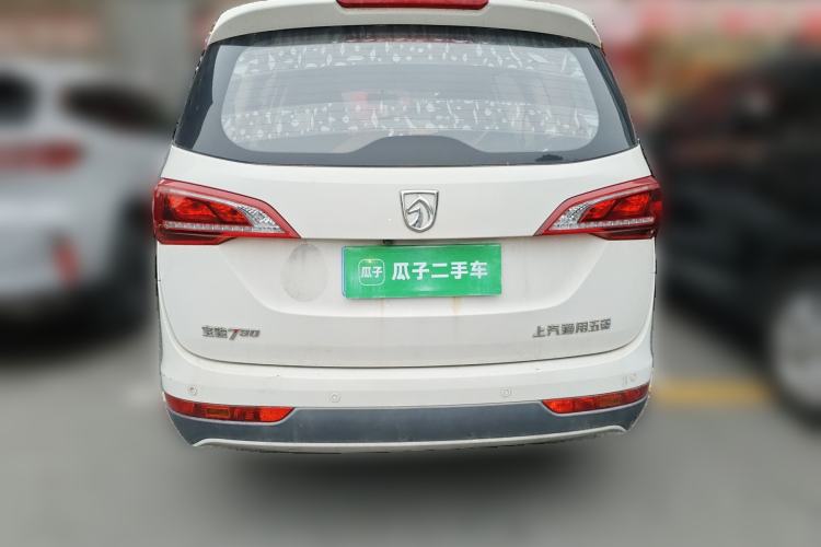 Used Baojun 730 2019 1.5L Manual Fashion Model 7-seater National V Rear